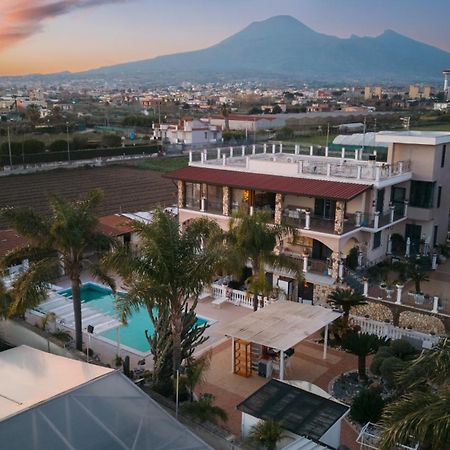 Villa Aurelia Pompei Bagian luar foto